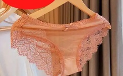 小sao货揉揉你的奶真大gif